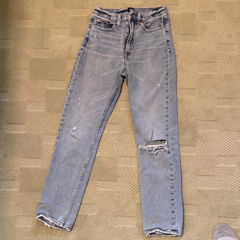 Gap Distressed cigarette Blue Women's Jeans, size 2 / 26R